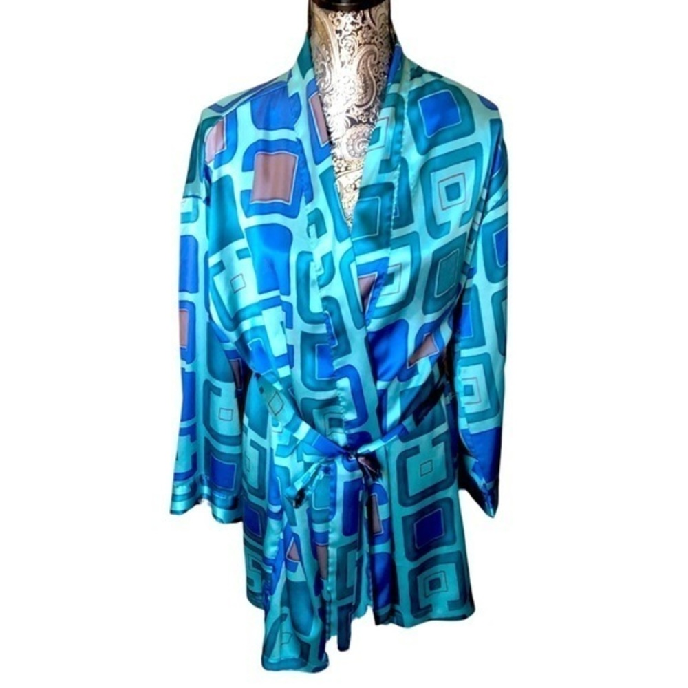 Victoria’s secret satin turquoise geometric robe one size
